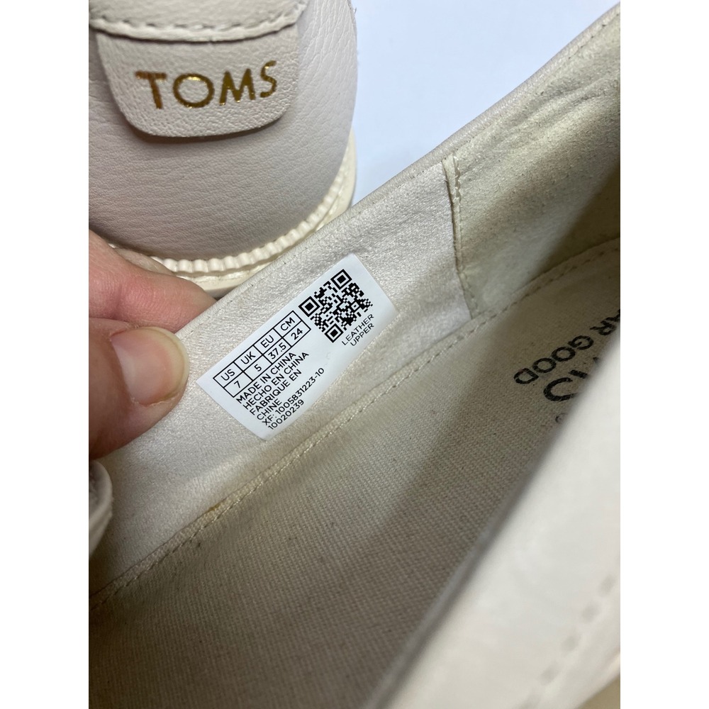 Toms ivory leather loafers women's size 7 trendy business casual soft grunge - Picture 8 of 8